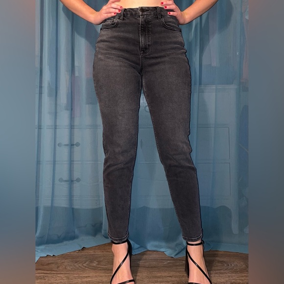 Black American Eagle Mom Jeans - Picture 1 of 5